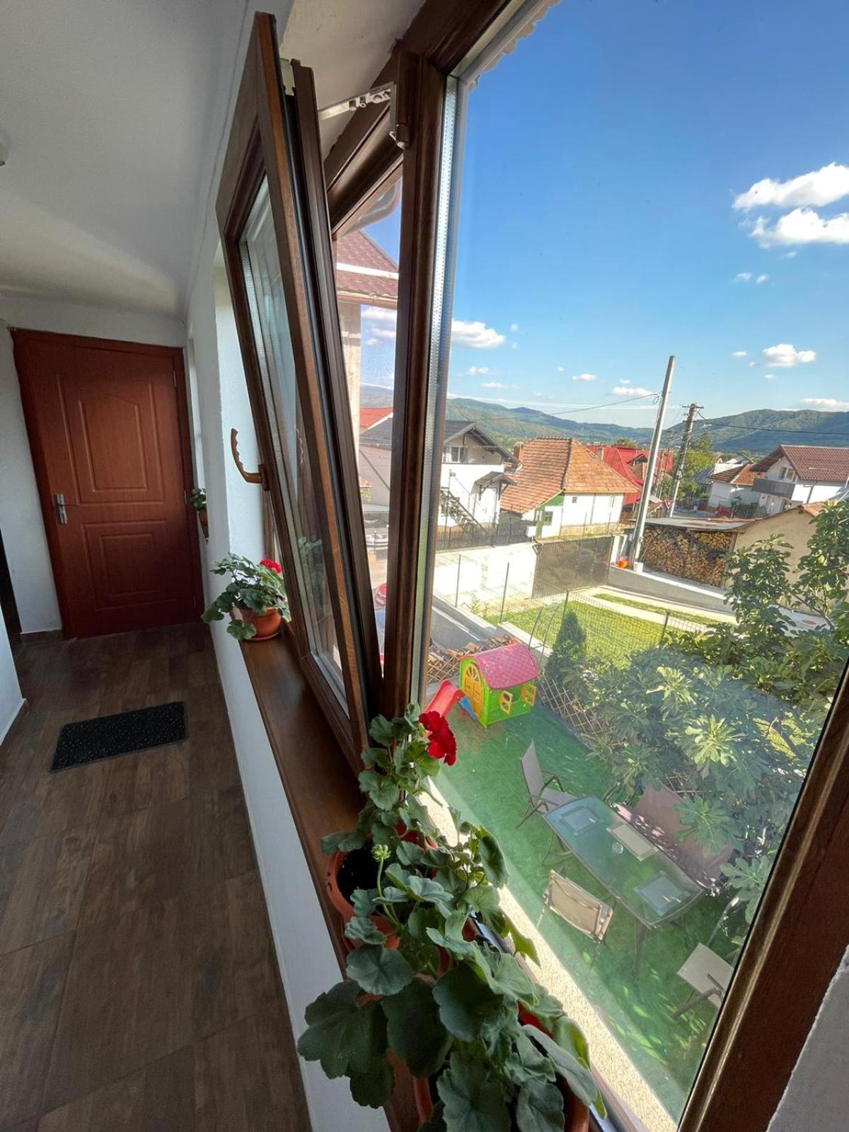 Appartement Casa Noastra à Călimăneşti Extérieur photo